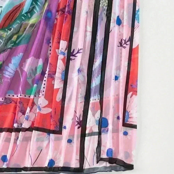 Multicolor Women's Tropical Print Knot Side Cover Up Skirt - Picture 5 of 6